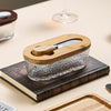 Elegante Butterschale aus Glas mit Holzdeckel und Messerschlitz für stilvolles Servieren 2