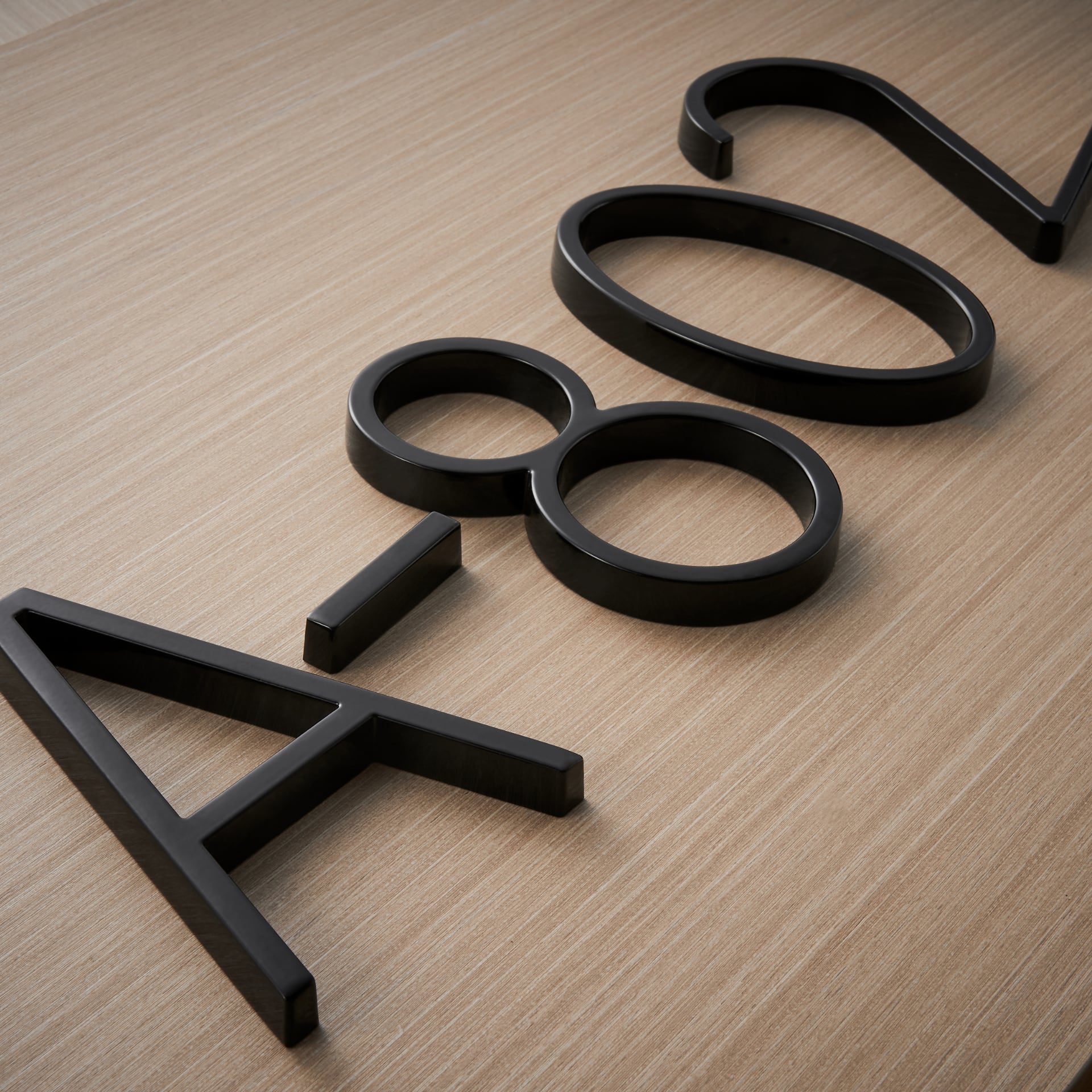 Elegante Hausnummern aus Zinklegierung – Modernes Hausnummernschild mit Schwebendes Design 6