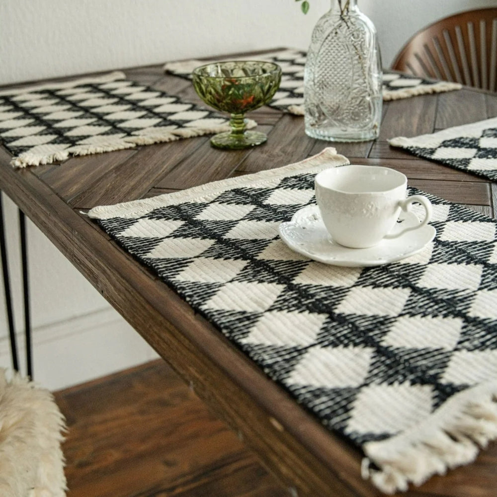 Eleganter Beige Tischläufer Modern mit Quastenrand für Stilvolle Essbereiche 6