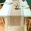Eleganter Beige Tischläufer Modern mit Verzierten Blütenspitzen für Stilvolle Anlässe 0