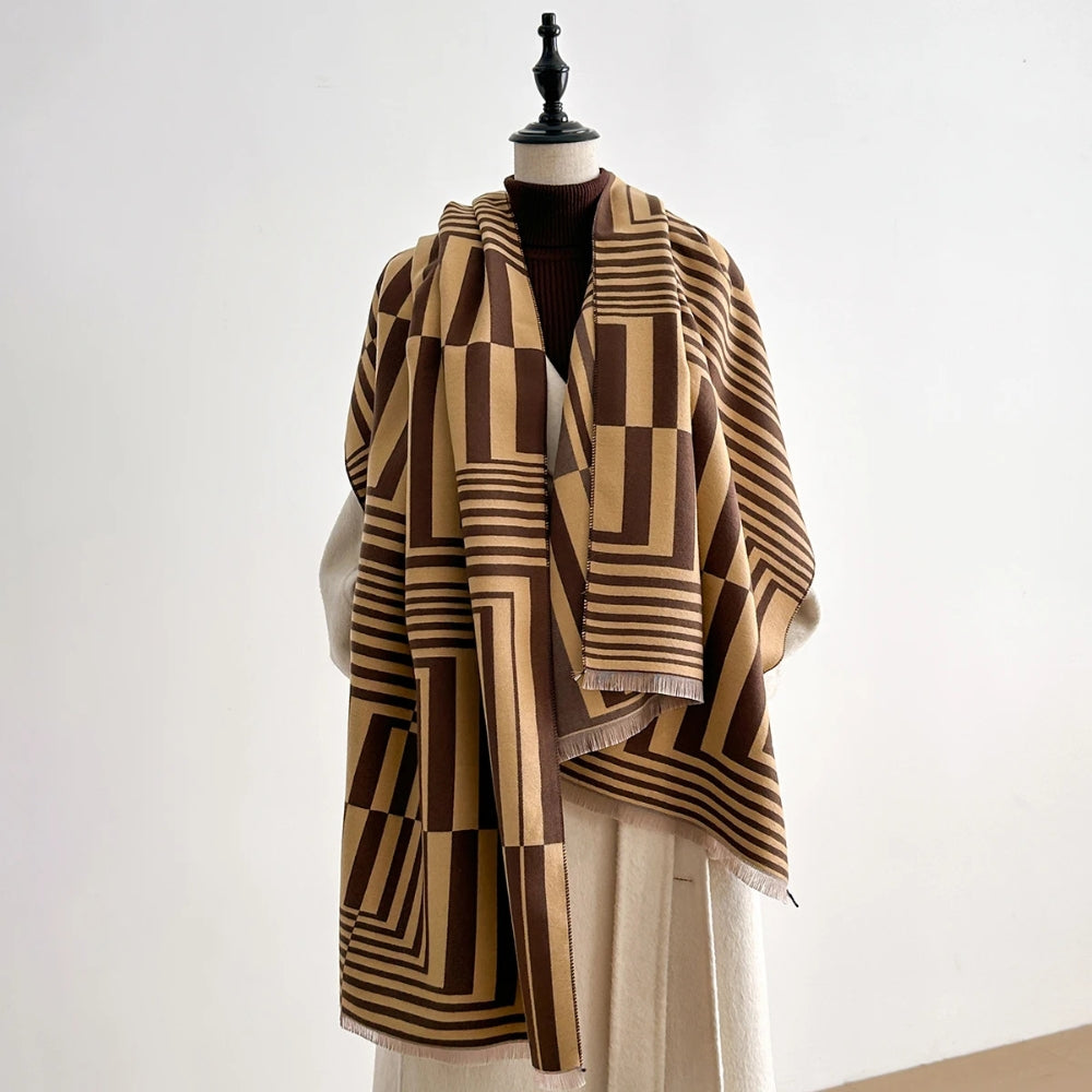 Eleganter Schal Damen aus weicher Mikrofasermischung mit geometrischen Mustern 1