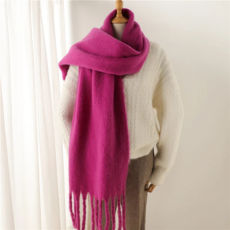 Eleganter Winterschal Damen aus Kaschmirimitation mit Fransen, 240x38 cm 9