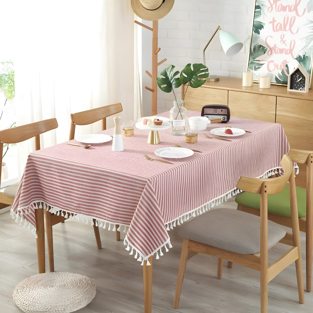 Givara – Familien Tischdecke – Abwaschbar Mit Eleganten Quasten Für Modernen Look 1