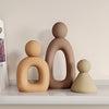 Moderne Kasey Familien Skulptur aus Harz - Minimalistisches Design für Ihr Zuhause 1