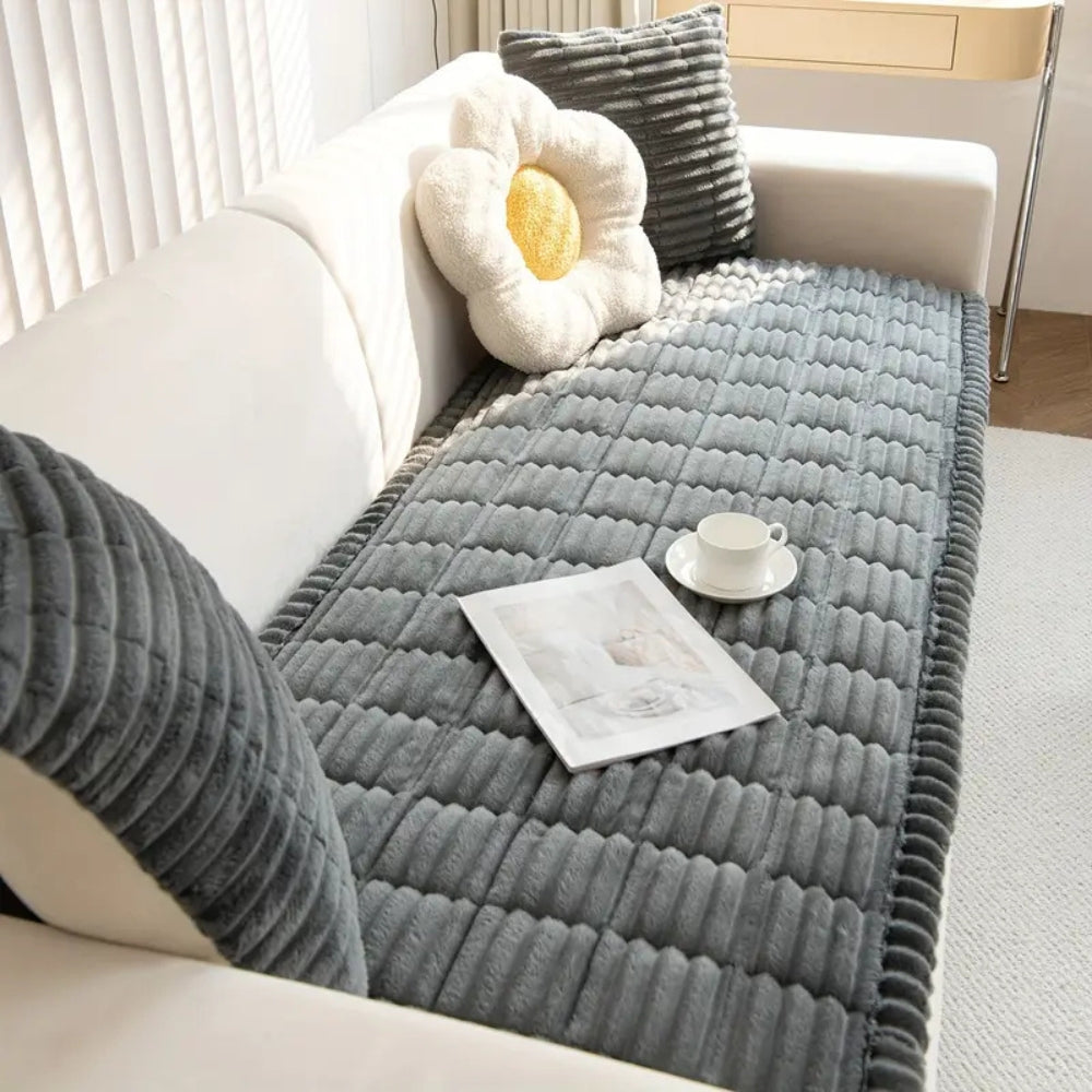 Plüschfaltenkanten Sofaabdeckung aus dickem Flanell - Elegantes, pflegeleichtes Design für Haustierbesitzer 0