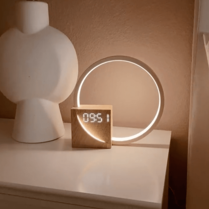 Aetheris - Digitaler Lichtwecker mit Sonnenaufgangssimulation und Ladefunktion für Sanftes Aufwachen - Givera DE
