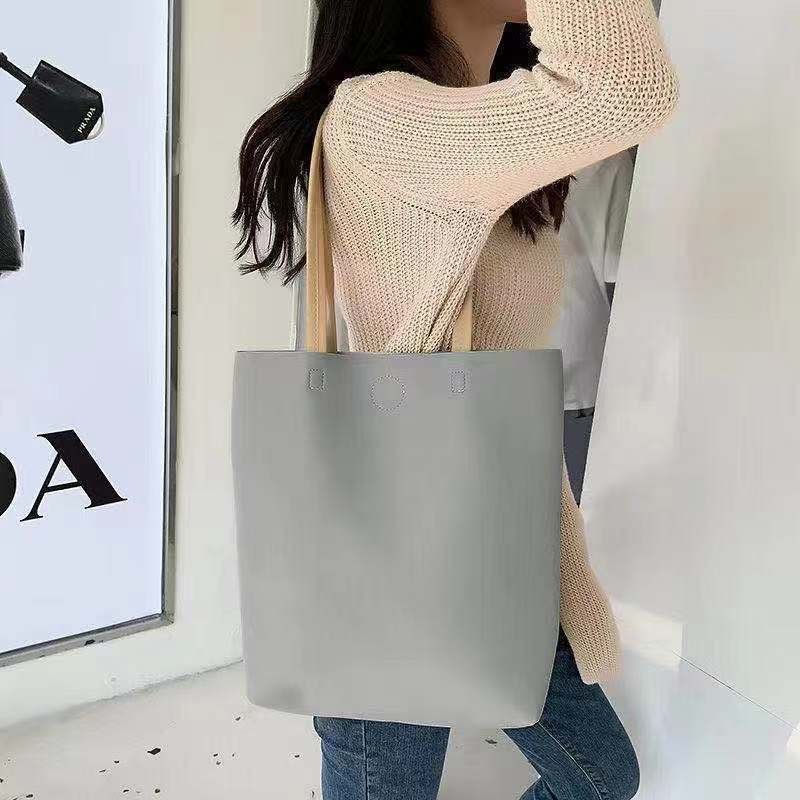 Doro - Modische Tote bag mit großem Fassungsvermögen - Givera DE