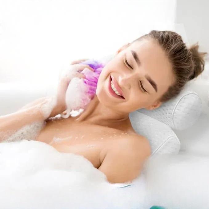 Emera - Luxus Spa Badkissen - Ergonomische Unterstützung für Nacken und Rücken - Givera DE