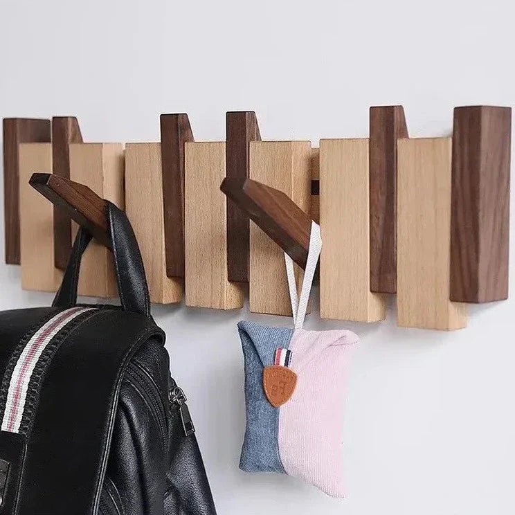 Filer - Handgefertigtes Holzbedeckungsregal mit Klapphaken aus FSC-zertifiziertem Holz
