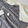 FleeceNest – Weiche, wendbare Ganzjahresdecke aus Fleece - Givera DE