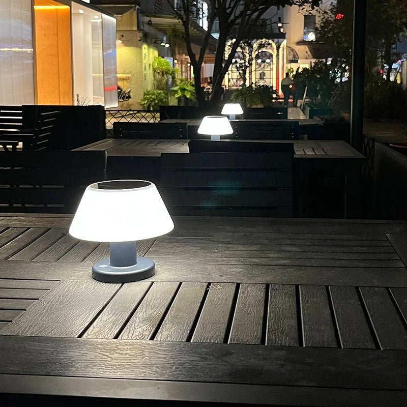 Floren - Umweltfreundliche Solar - Tischlampe mit LED - Beleuchtung - Givera DE
