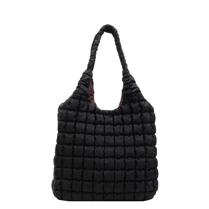 Flufftote - Flauschige Schultertasche mit viel Platz - Givera DE