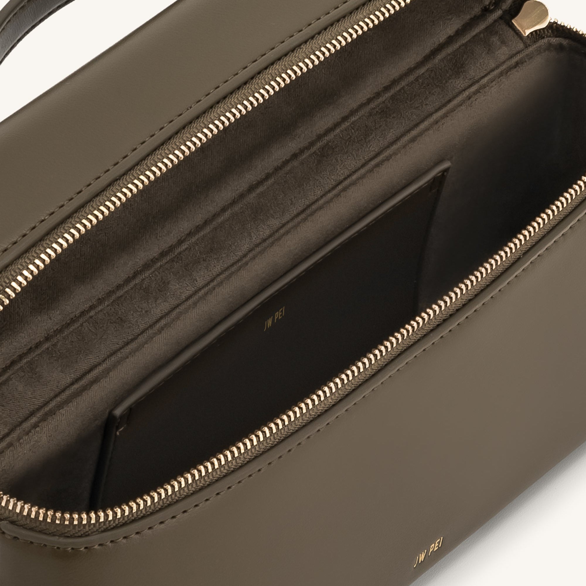 Givera - Elegante Vegane Grifftasche Dunkel Olive, Stilvoll & Praktisch - Givera DE