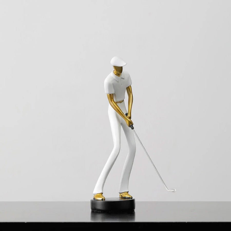 Golfstrike - Elegante Golfer Dekofiguren - Goldakzente für Luxuriöses Wohndesign - Givera DE