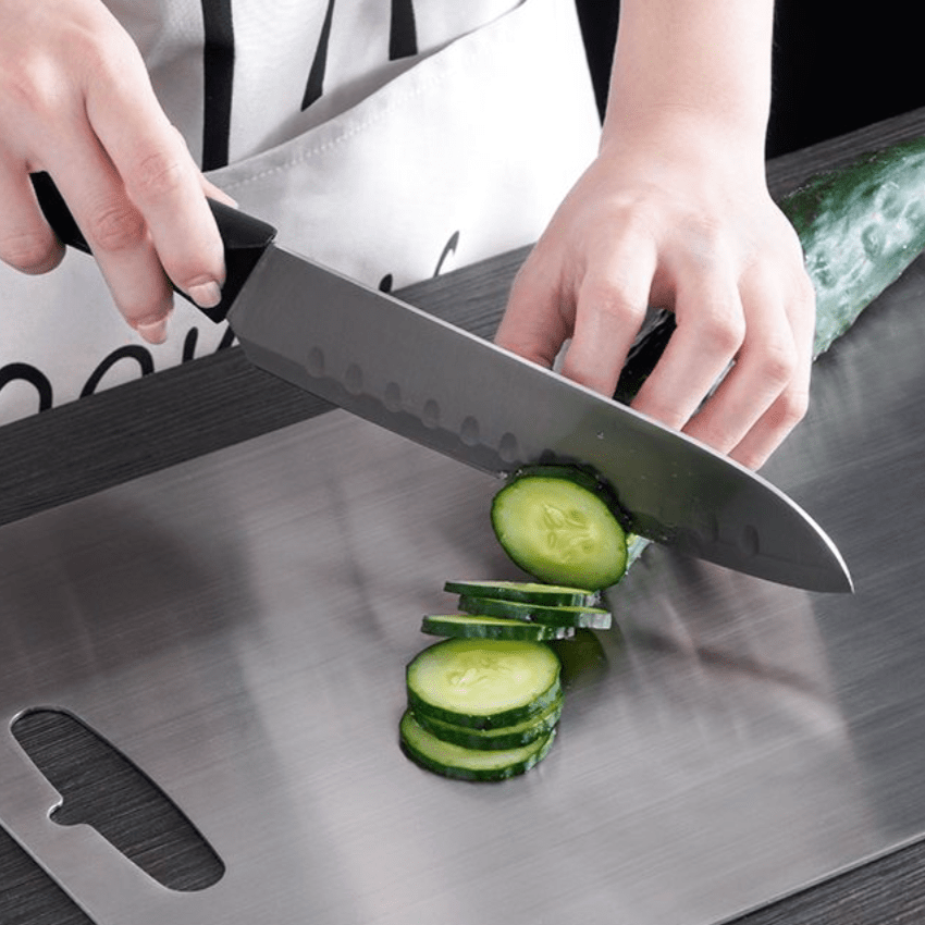 Knips - Rutschfestes Antibakterielles BPA - freies Titan - Schneidebrett - Givera DE