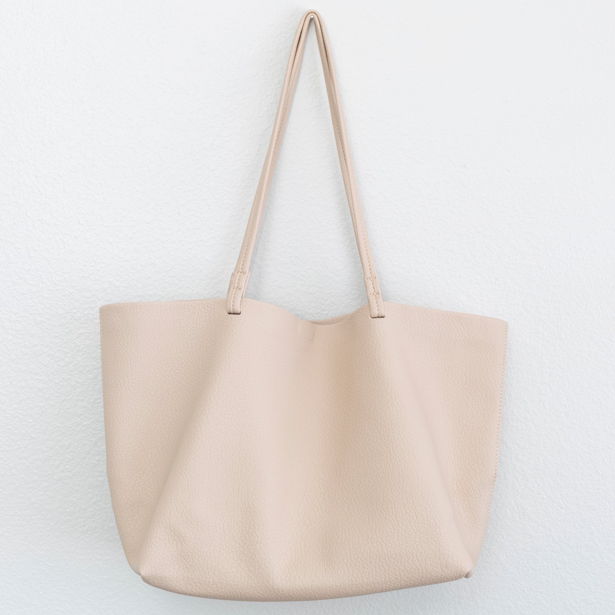 Moka - Elegante Handtasche Damen mit Geräumigem Innenleben - Givera DE