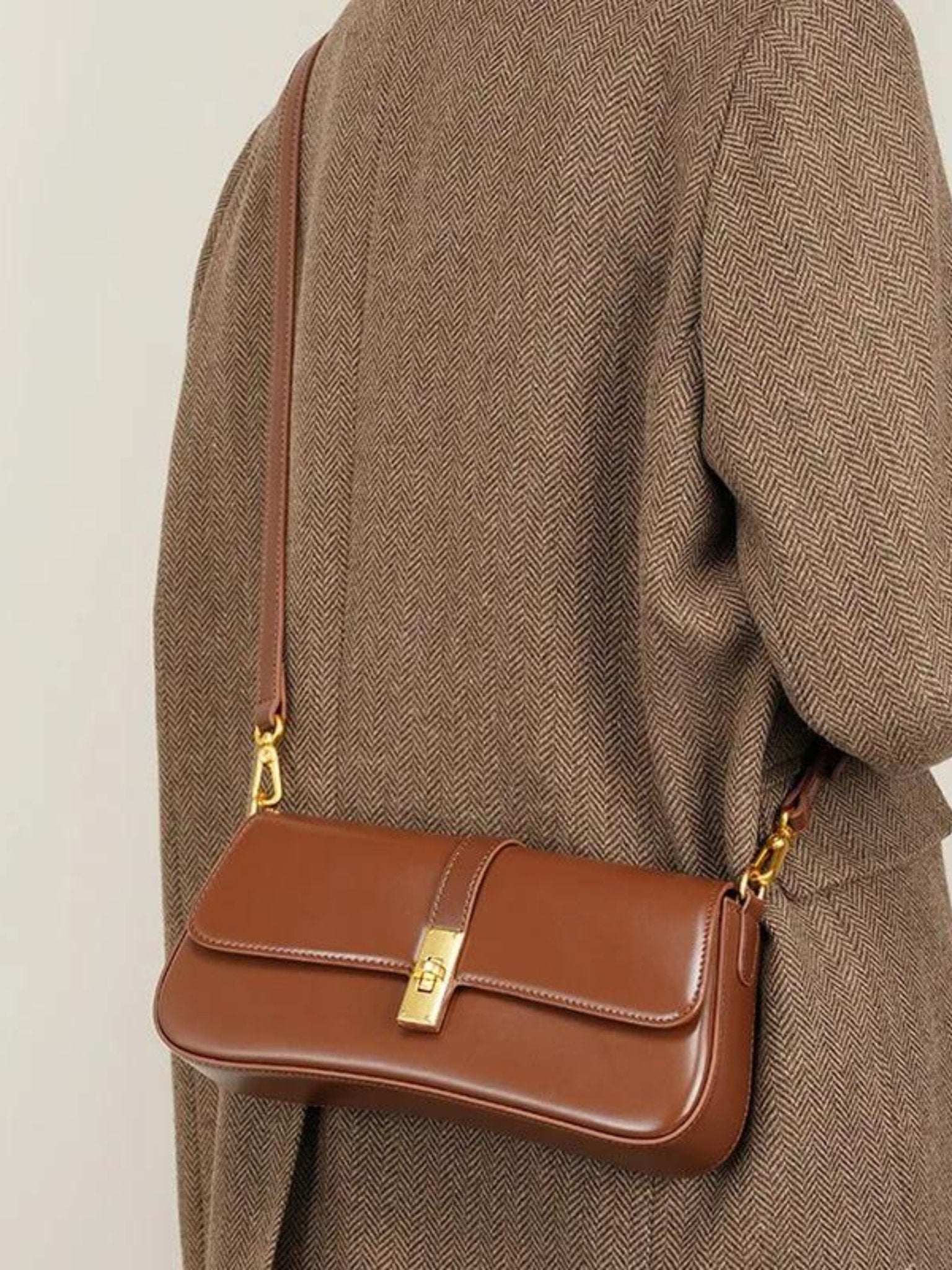 Naomira - Elegante Schultertasche aus echtem Leder - Givera DE