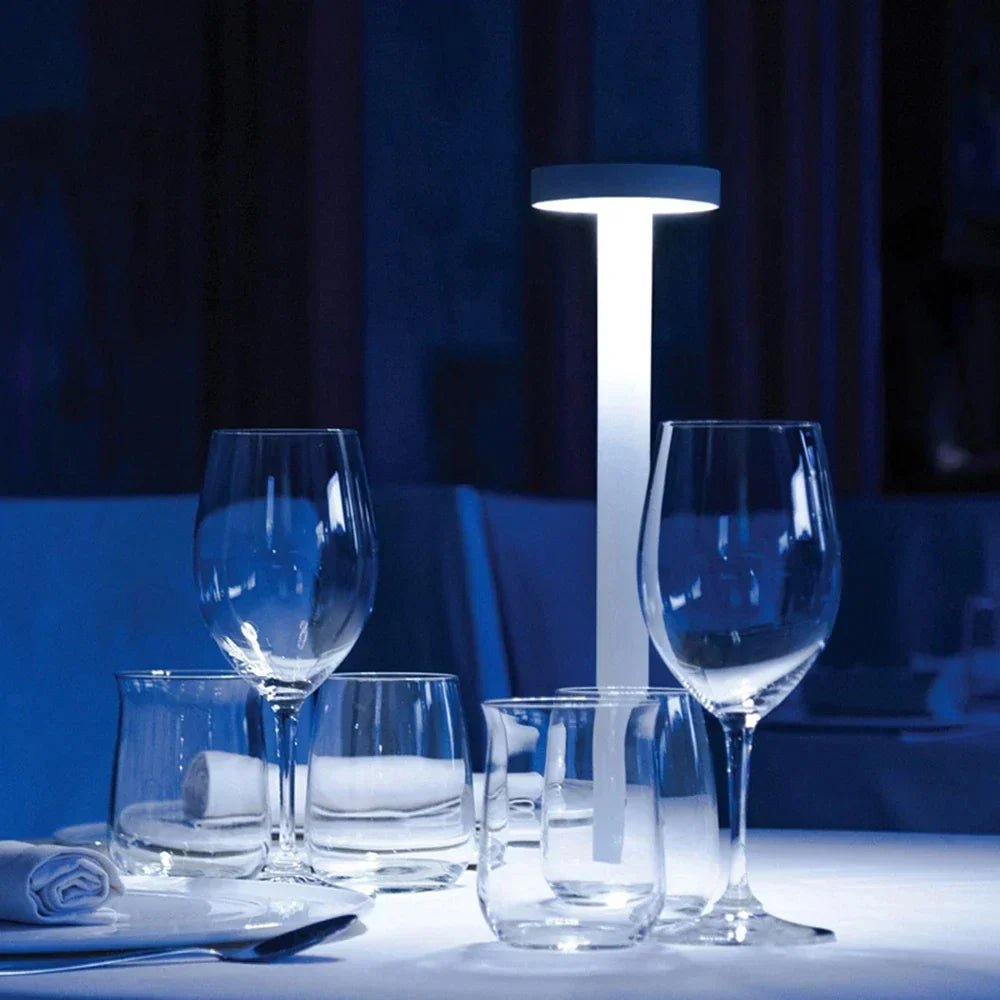 Ovio - Moderne Design Tischlampe, Drahtlos & Wasserdicht für Innen/Außen - Givera DE