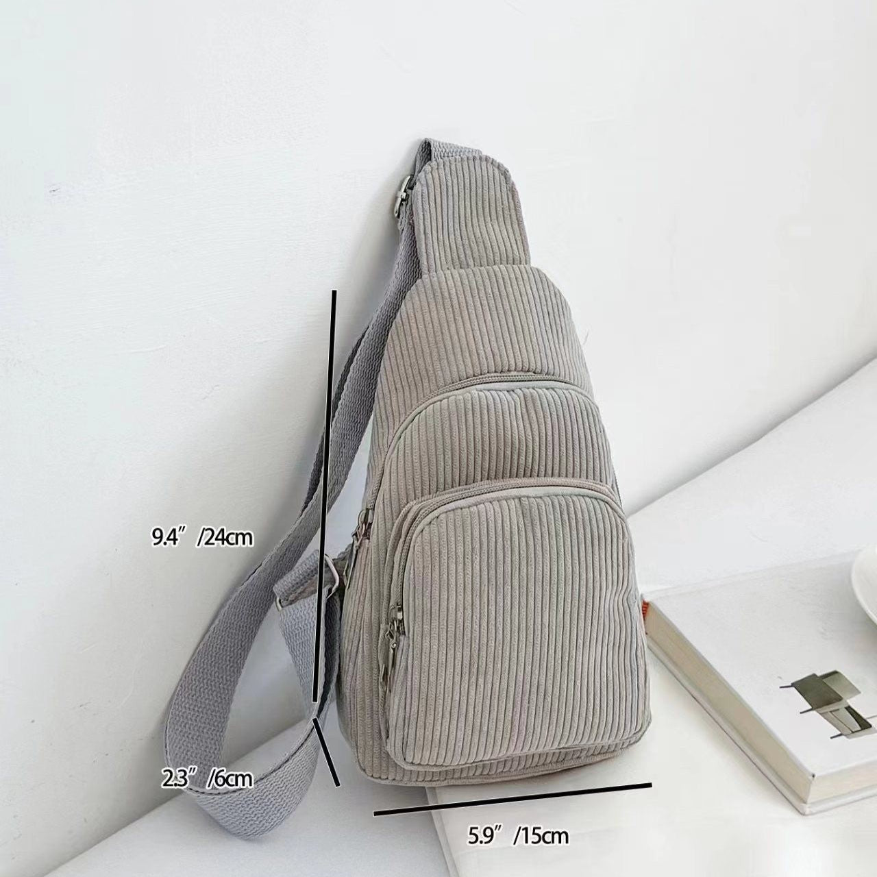 Riva - Vielseitige Cord Crossbody Bag mit Reißverschlussfächern - Givera DE