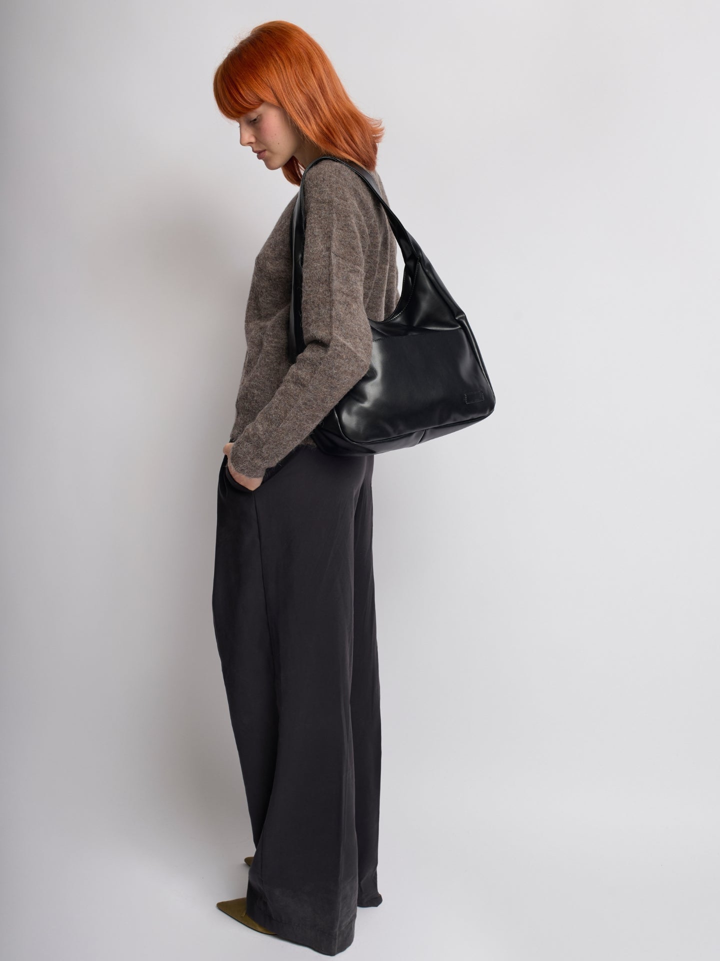 Simpla - Minimalistische Laptoptasche für 13 Zoll Laptops – Geräumig, Leicht & Praktisch - Givera DE