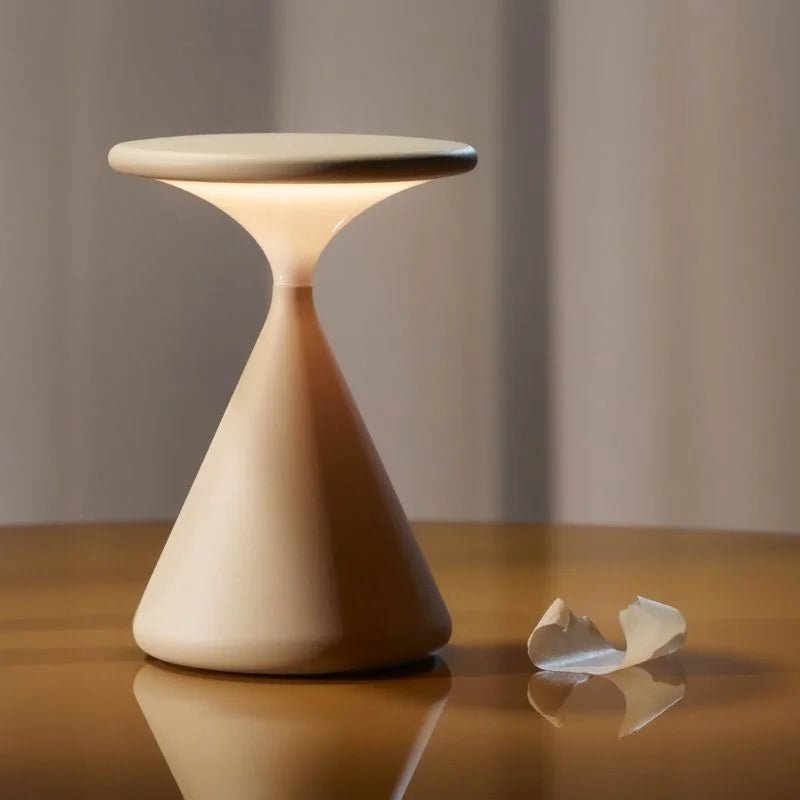 Solenne - Kabellose Sandglas Tischlampe mit Touch - Dimmer - Givera DE