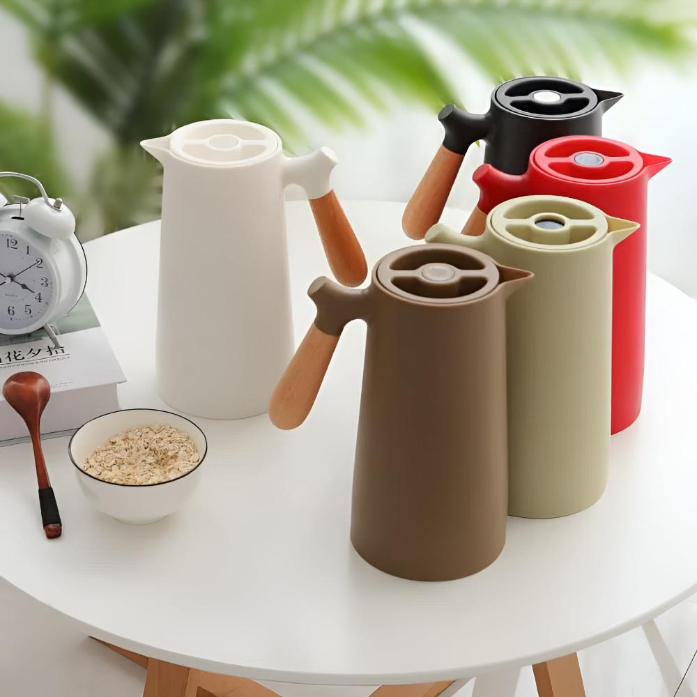 Vilin Stilvolle 1L Karaffe, Isoliert & Leckfrei mit Holzgriff - Givera DE