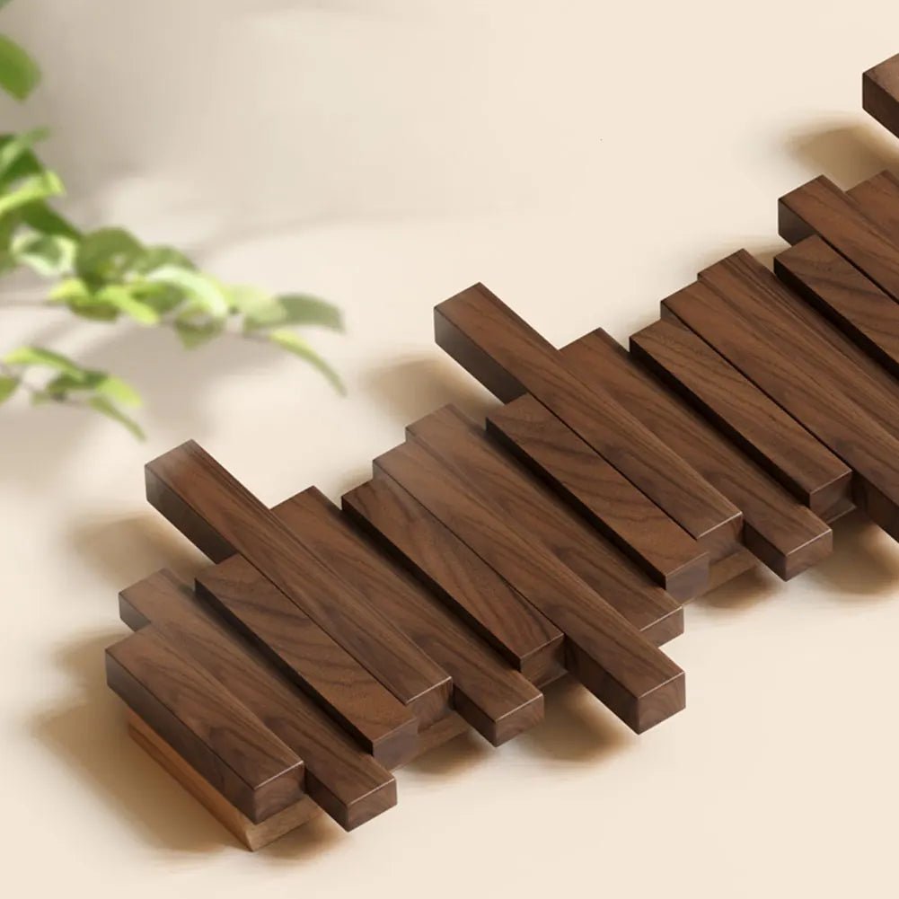 WoodFlex - Stilvolle Holzgarderobe mit flexiblen Magnethaken - Givera DE