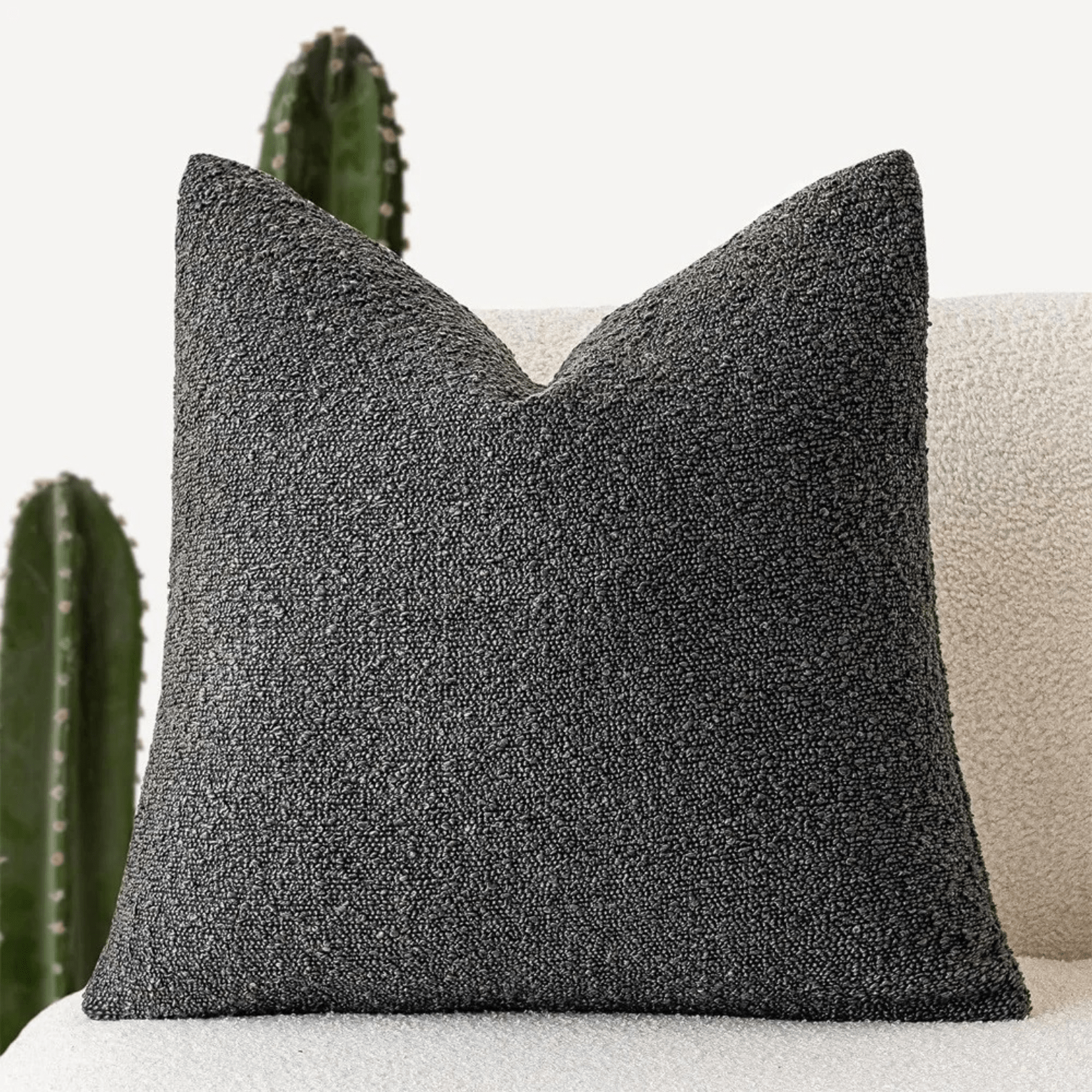 Ylvaa - Elegante Kissenhülle im minimalistischen Design für Sofakissen - Givera DE