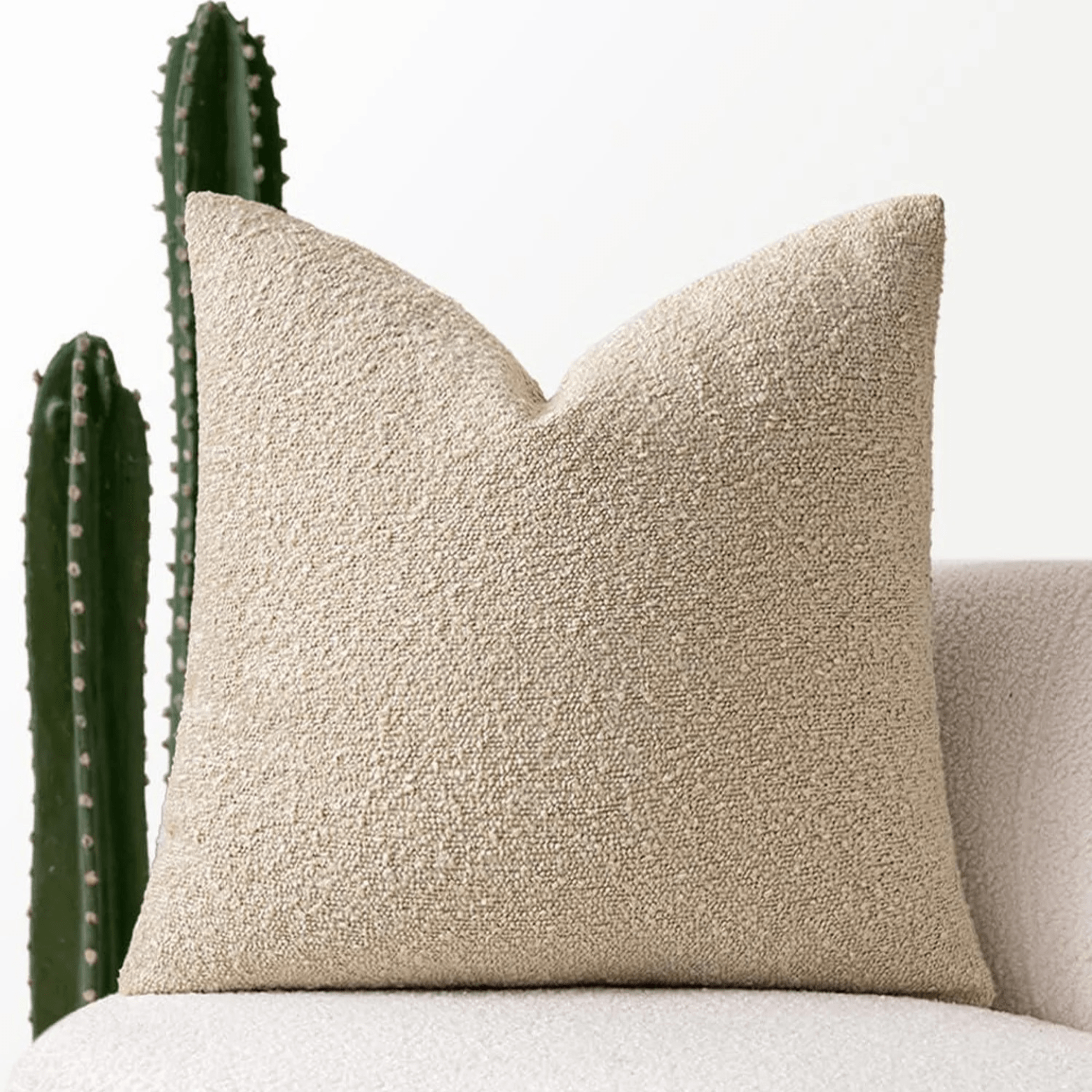 Ylvaa - Elegante Kissenhülle im minimalistischen Design für Sofakissen - Givera DE