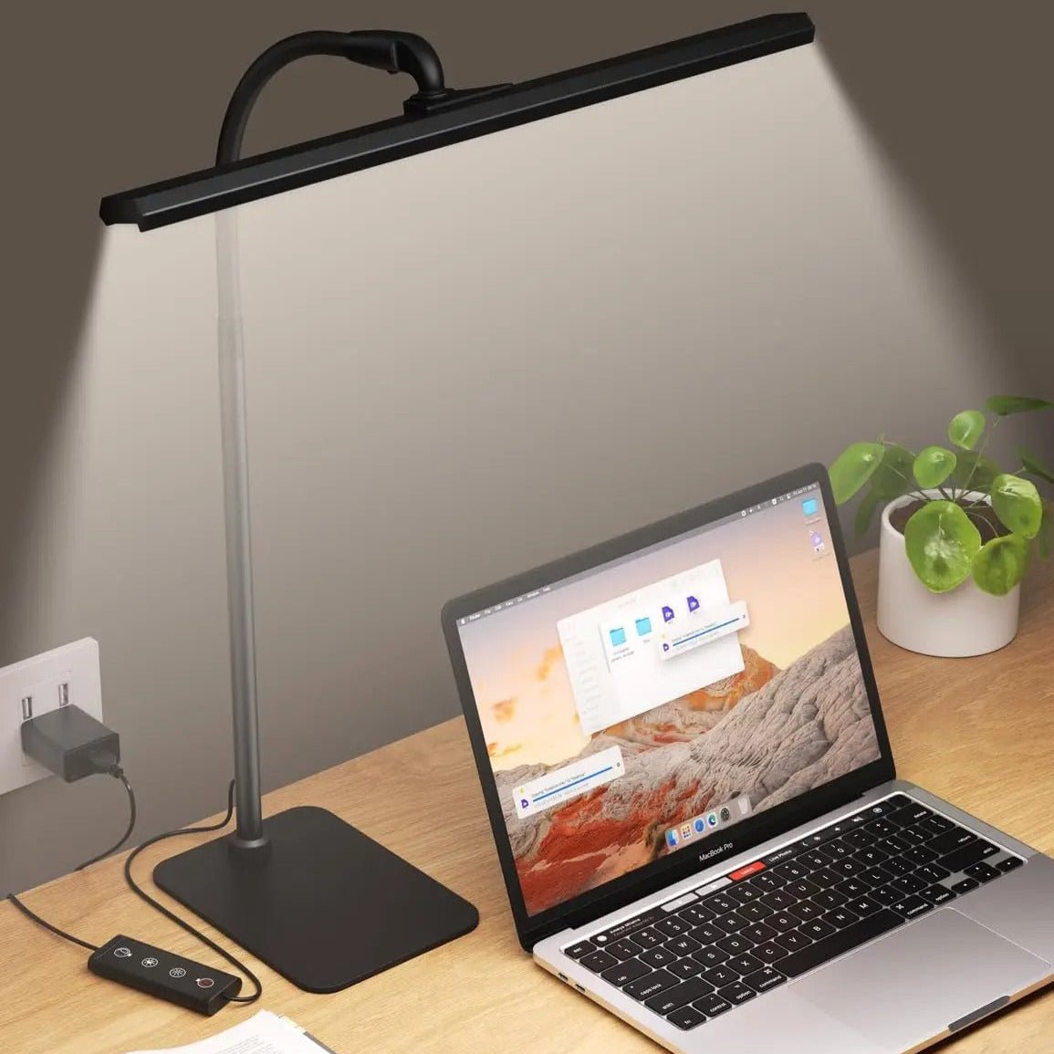 Zenithis - Moderne Schwarze LED - Schreibtischlampe mit Flexiblem Hals und Dimmbarem Licht - Givera DE